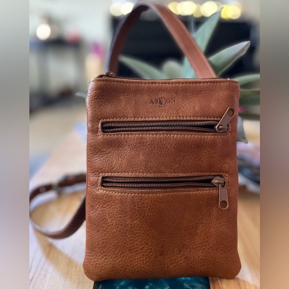 Aston Handbags - Aston Made in USA Leather Cognac Bag